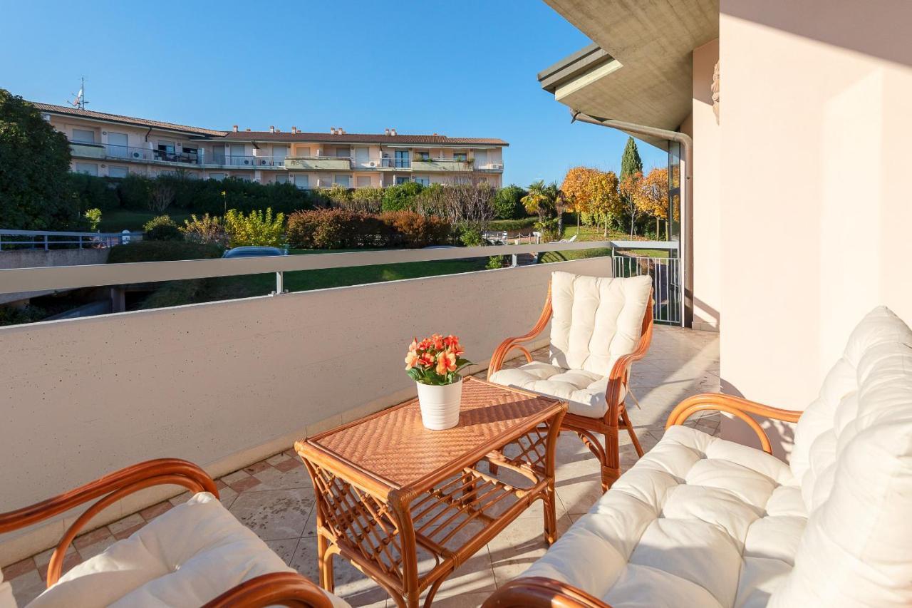Kristall Lago 233 Apartment By Wonderful Italy Ντεζεντσάνο ντελ Γκάρντα Εξωτερικό φωτογραφία